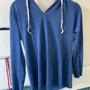 Long sleeve tee with hood, from Jolie